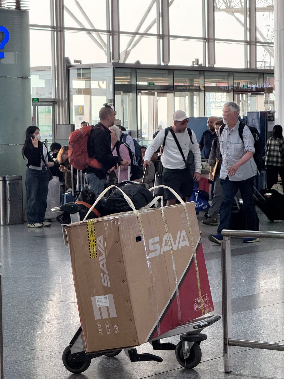 하노이에서 바르셀로나로: 뽁뽁이 사러 갔다가 베트남 사위 될 뻔한 사연