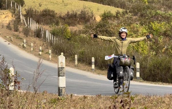무정부 상태의 도로 위에서 마주한 신선계: 라오스 북부 고원의 경이로움