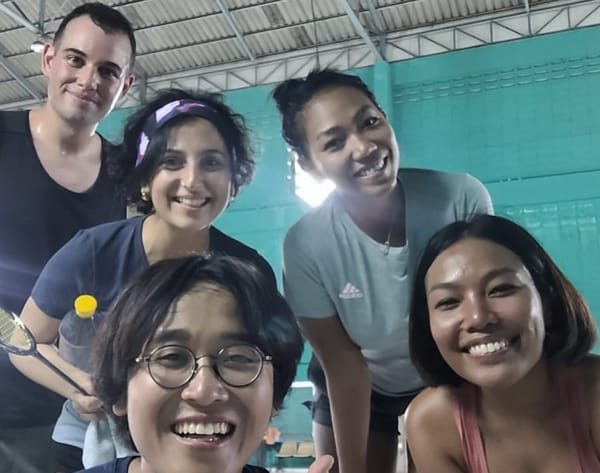 방콕에서 자전거 타다 죽을 뻔한 사연 (feat. 8차선을 가로지르는 법)